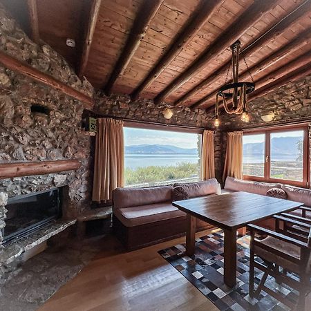 The Little Stone House By The Lake แคซโทเรีย ภายนอก รูปภาพ